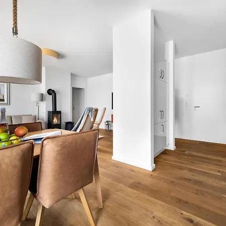 Ocean Bird- 2 Og, Balkon, Fahrstuhl, Kamin